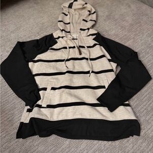 Striped Hooded Pullover Sweater - Black & Cream